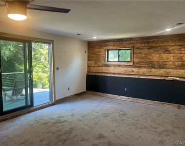 34 Lakeshore Road - Photo Thumbnail 23