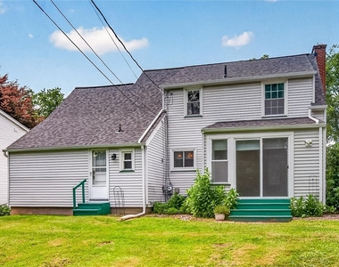 82 Clovercrest Drive - Photo Thumbnail 32