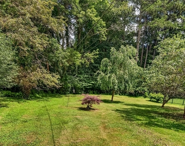 82 Clovercrest Drive - Photo Thumbnail 33