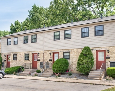 89 Chartwell Court - Photo Thumbnail 15