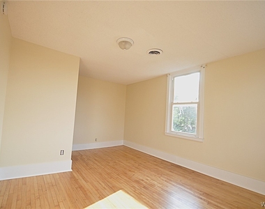 8525 Main Street - Photo Thumbnail 18