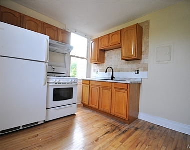 8525 Main Street - Photo Thumbnail 3