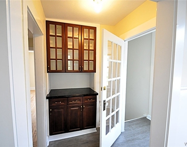 8525 Main Street - Photo Thumbnail 6