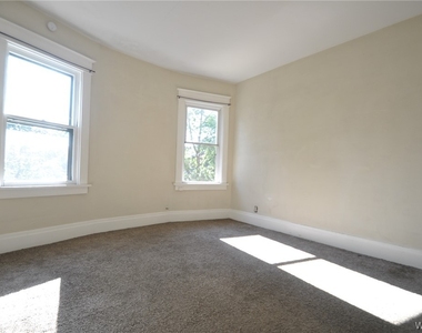 9 Wellington Road - Photo Thumbnail 21