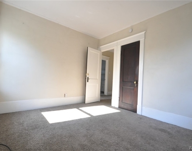 9 Wellington Road - Photo Thumbnail 17