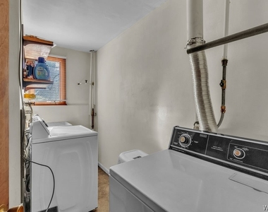28 Mead St. - Upper Unit - Photo Thumbnail 42