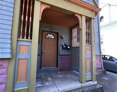 590 Richmond Avenue - Photo Thumbnail 1
