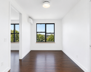 2250 Clarendon Road - Photo Thumbnail 1