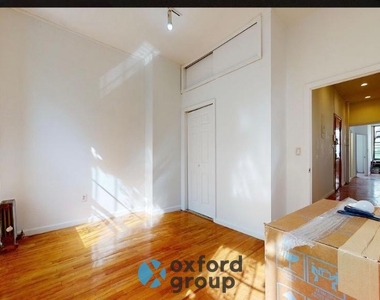 East 31st Street - Photo Thumbnail 7