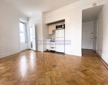 936 West End Avenue - Photo Thumbnail 1