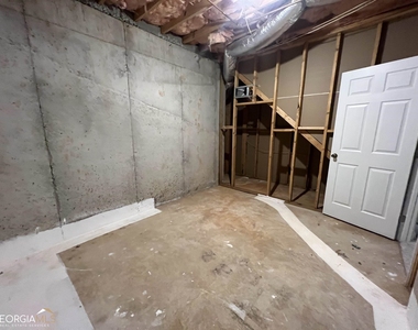 1010 Jacob Drive - Photo Thumbnail 27