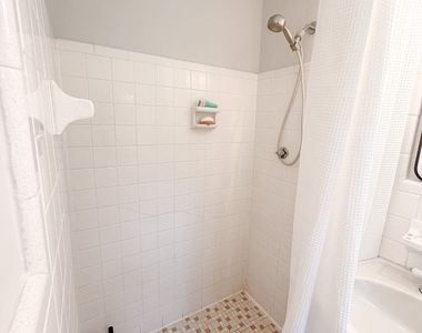 307 Pinewood Drive - Photo Thumbnail 17