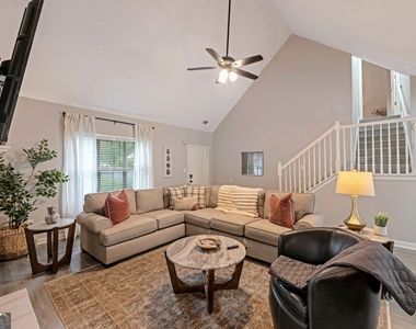 6839 Sandy Creek Drive - Photo Thumbnail 2