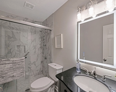6839 Sandy Creek Drive - Photo Thumbnail 16