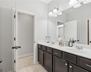 2530 Maple Ridge Lane - Photo Thumbnail 26