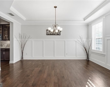 2530 Maple Ridge Lane - Photo Thumbnail 4