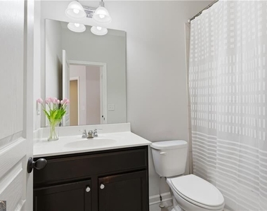 2530 Maple Ridge Lane - Photo Thumbnail 24