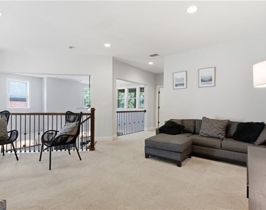 2530 Maple Ridge Lane - Photo Thumbnail 21