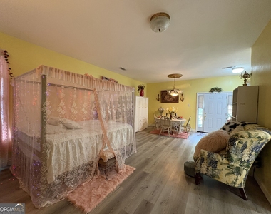 1030 Covered Bridge Road - Photo Thumbnail 13