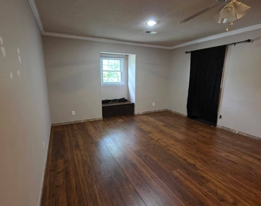 1531 Dartmouth Court - Photo Thumbnail 31