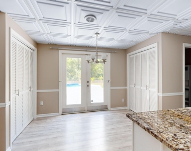 1531 Dartmouth Court - Photo Thumbnail 10