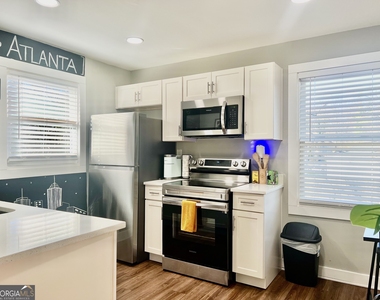 1165 Eggleston Street Sw - Photo Thumbnail 8