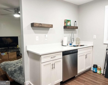 1165 Eggleston Street Sw - Photo Thumbnail 9