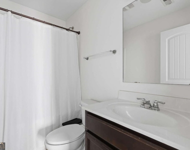 565 Dasheill Lane - Photo Thumbnail 12