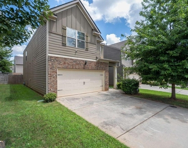 565 Dasheill Lane - Photo Thumbnail 1