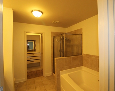 726 Garbrooke Drive - Photo Thumbnail 9
