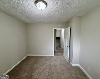 5776 Windermere Court - Photo Thumbnail 13