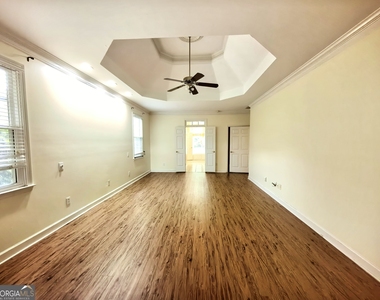4009 Treemont Lane - Photo Thumbnail 23