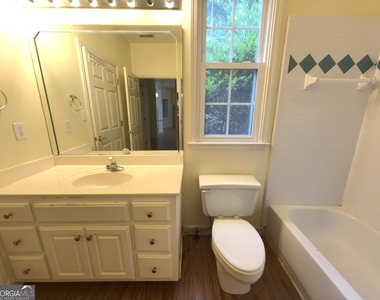 4009 Treemont Lane - Photo Thumbnail 18