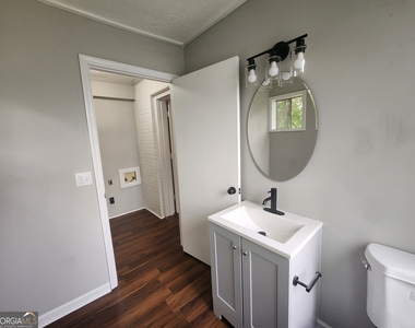 4117 Lake Drive - Photo Thumbnail 18