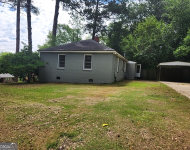 4117 Lake Drive - Photo Thumbnail 1