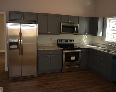 910 Mcdaniel Street Sw - Photo Thumbnail 6