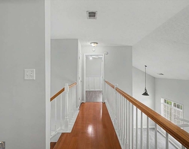 665 Peachtree Trail Drive - Photo Thumbnail 19