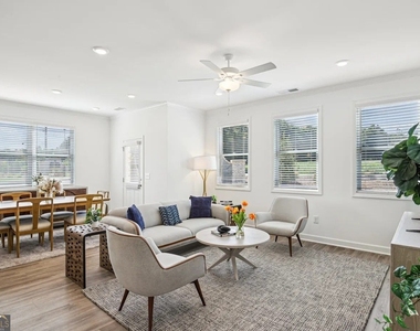 5059 Woodland Hills - Photo Thumbnail 6