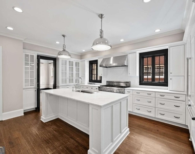 1337 Briarcliff Road Ne - Photo Thumbnail 10