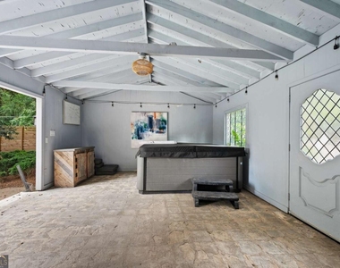 1337 Briarcliff Road Ne - Photo Thumbnail 43
