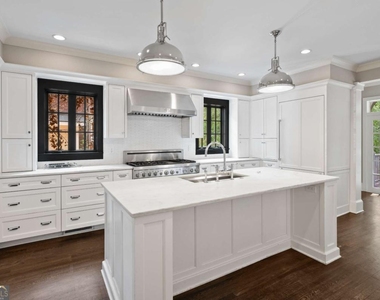 1337 Briarcliff Road Ne - Photo Thumbnail 9