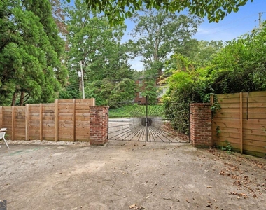 1337 Briarcliff Road Ne - Photo Thumbnail 48