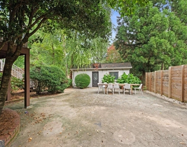 1337 Briarcliff Road Ne - Photo Thumbnail 40