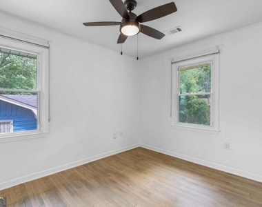 844 Deckner Avenue Sw - Photo Thumbnail 15