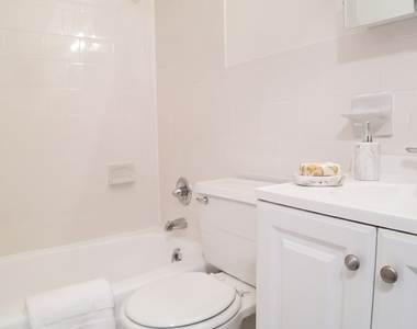 3333 Broadway - Photo Thumbnail 6