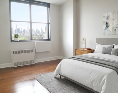 3333 Broadway - Photo Thumbnail 4