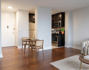 3333 Broadway - Photo Thumbnail 1