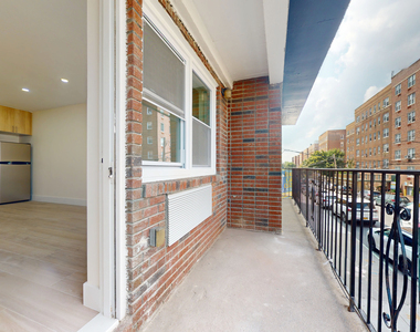 63-52 Saunders Street - Photo Thumbnail 15