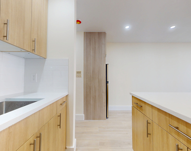 63-52 Saunders Street - Photo Thumbnail 7