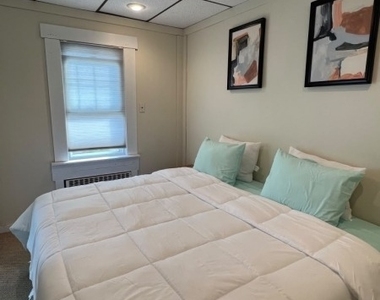 815 Seymour Ave - Photo Thumbnail 14